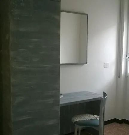 Bed Il Faro Couette-café Finale Ligure