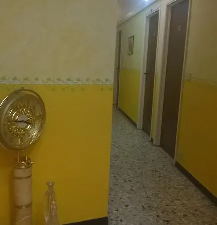 לינה וארוחת בוקר Bed Il Faro 3*